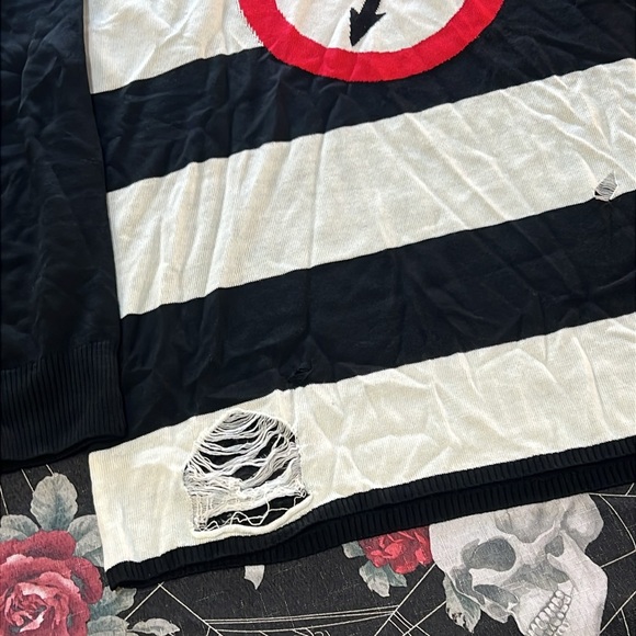 NWT UNRELEASED DOLLS KILLL x MARILYN MANSON ANTICHRIST UNISEX SWEATSHIRT SZ XXL - Picture 4 of 6